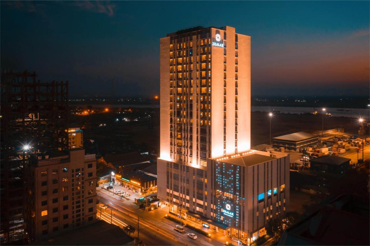 Zealax Hotel & Residence Rangoon Eksteriør billede